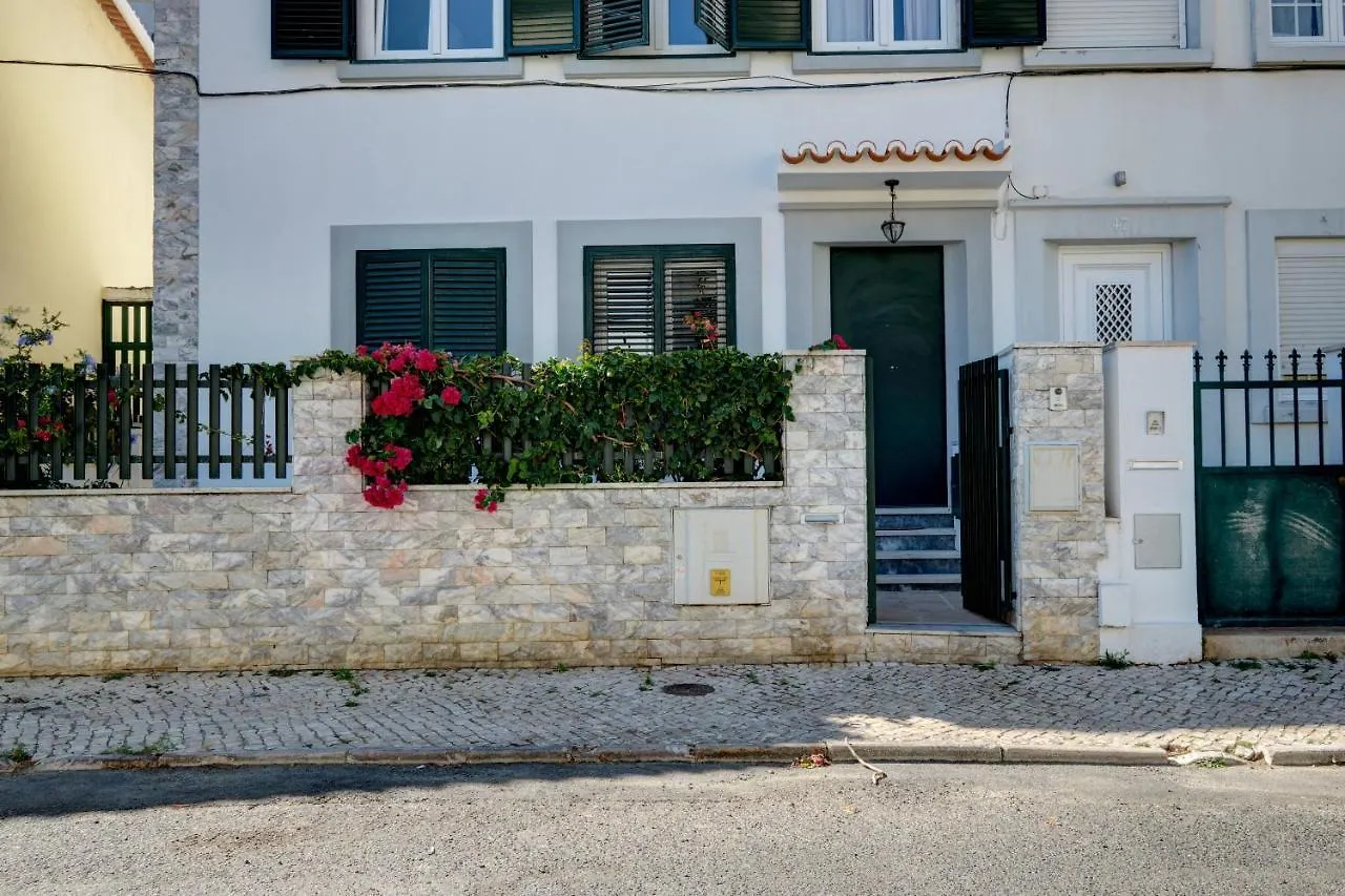 Comfortable Town House In Quiet Area By Lovelystay Lisboa Prázdninový dům