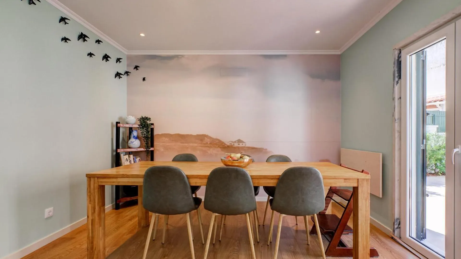 Comfortable Town House In Quiet Area By Lovelystay Lisboa Portugalsko